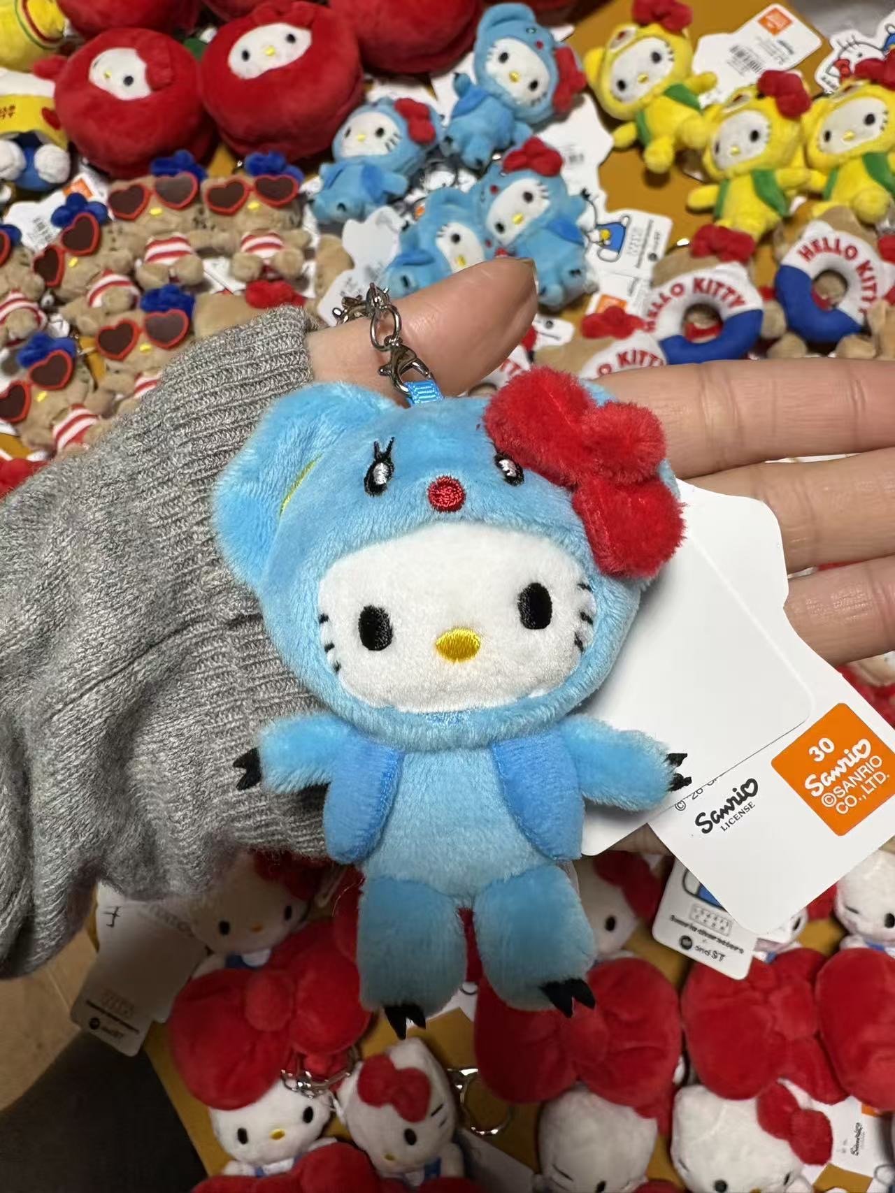 0218Me kt挂件蓝色头套毛绒挂件 51汇