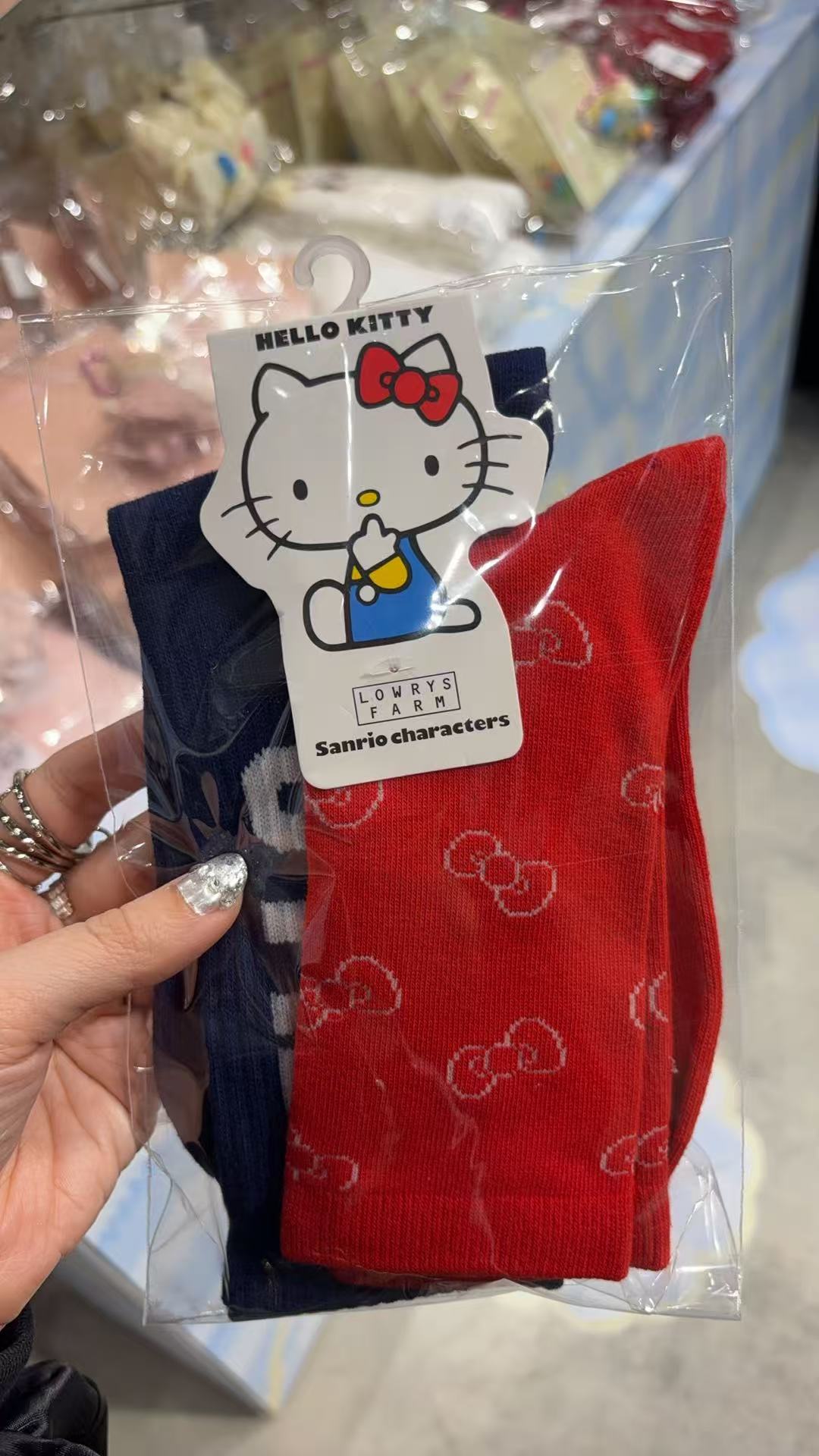 0218 三丽鸥 Kitty 红色和深蓝色 袜子一对