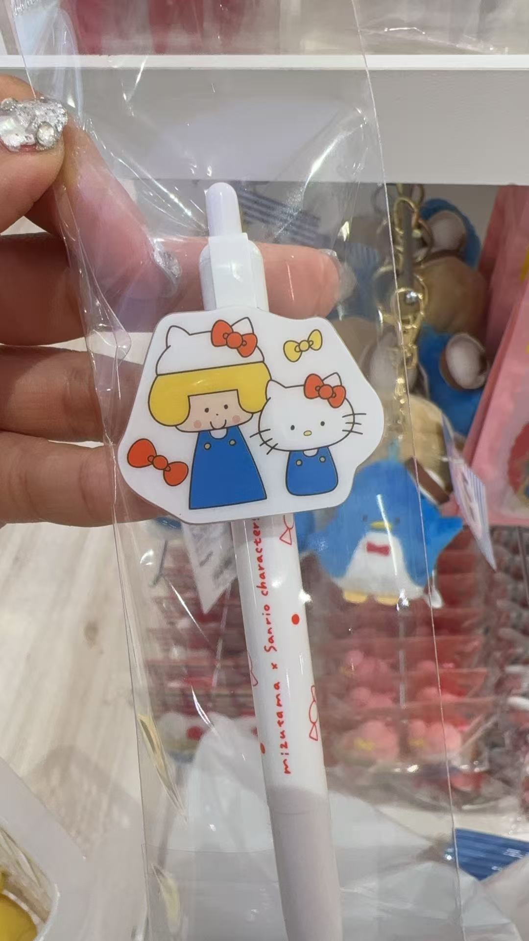 0220 三丽鸥 kt和小女孩 笔