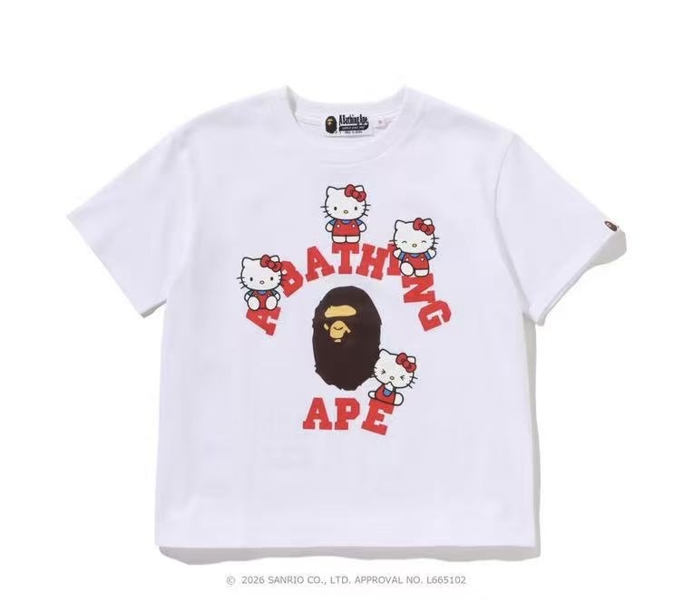 0228 BAPE与 Hello Kitty 的联名短袖T恤 S码 52汇