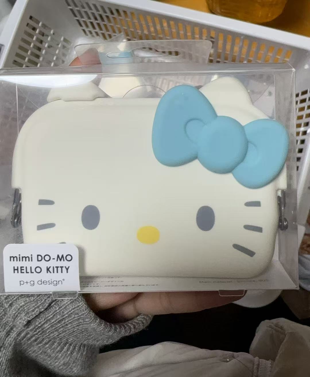 0311 折扣店 三丽鸥 kt硅胶口金包