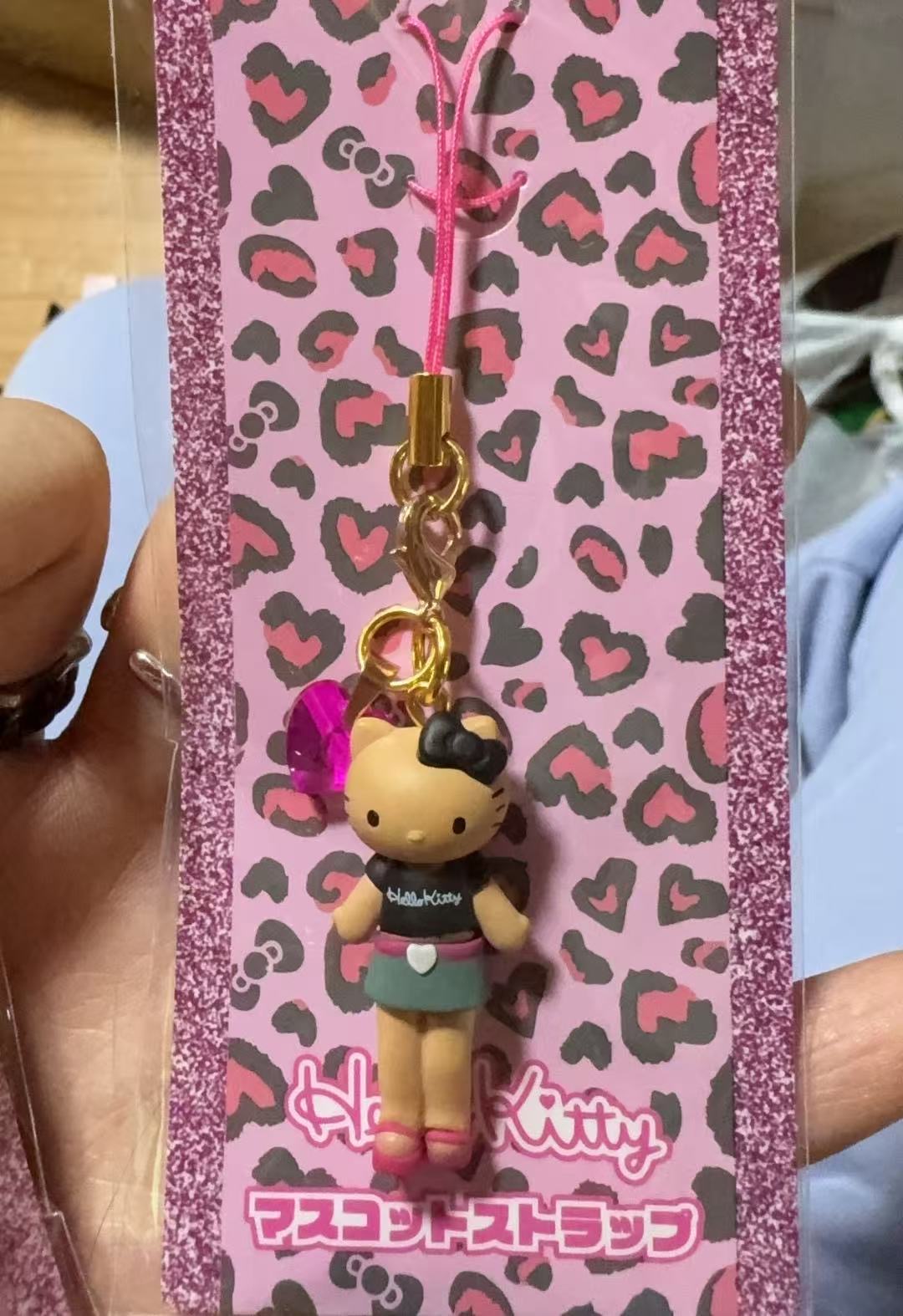 0315 三丽鸥 黑皮kt长腿挂件