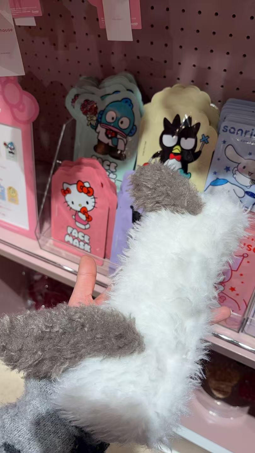 0316 三丽欧白色毛茸茸帕恰狗发带