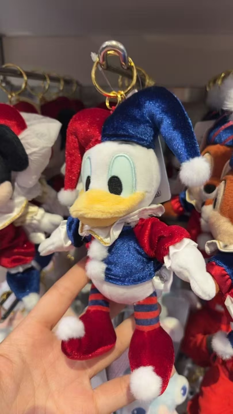 0322 迪士尼唐老鸭马戏团造型 毛绒挂件 7折 5汇