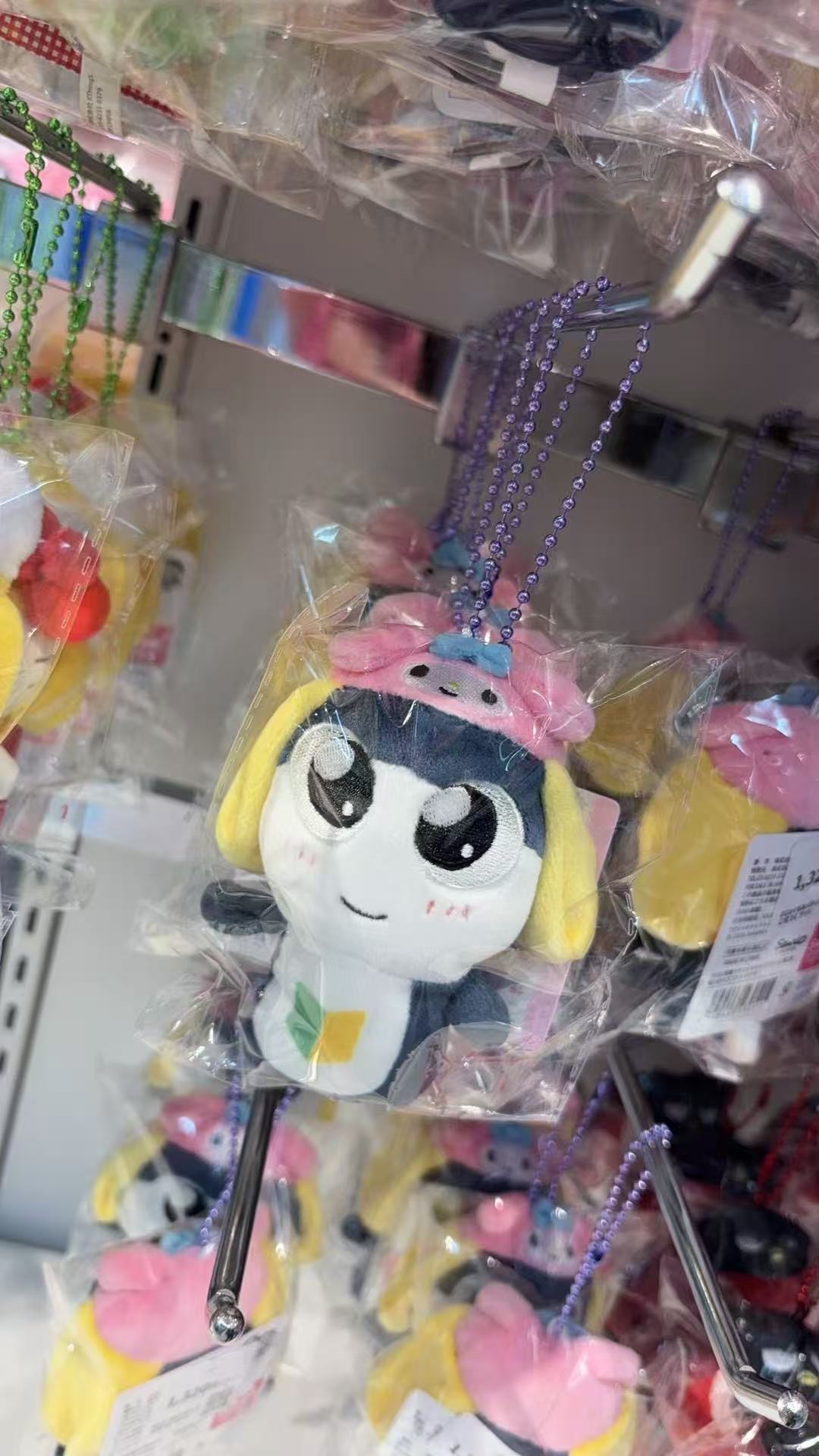 0321 三丽鸥 军曹联名美乐蒂头套毛绒挂件48汇