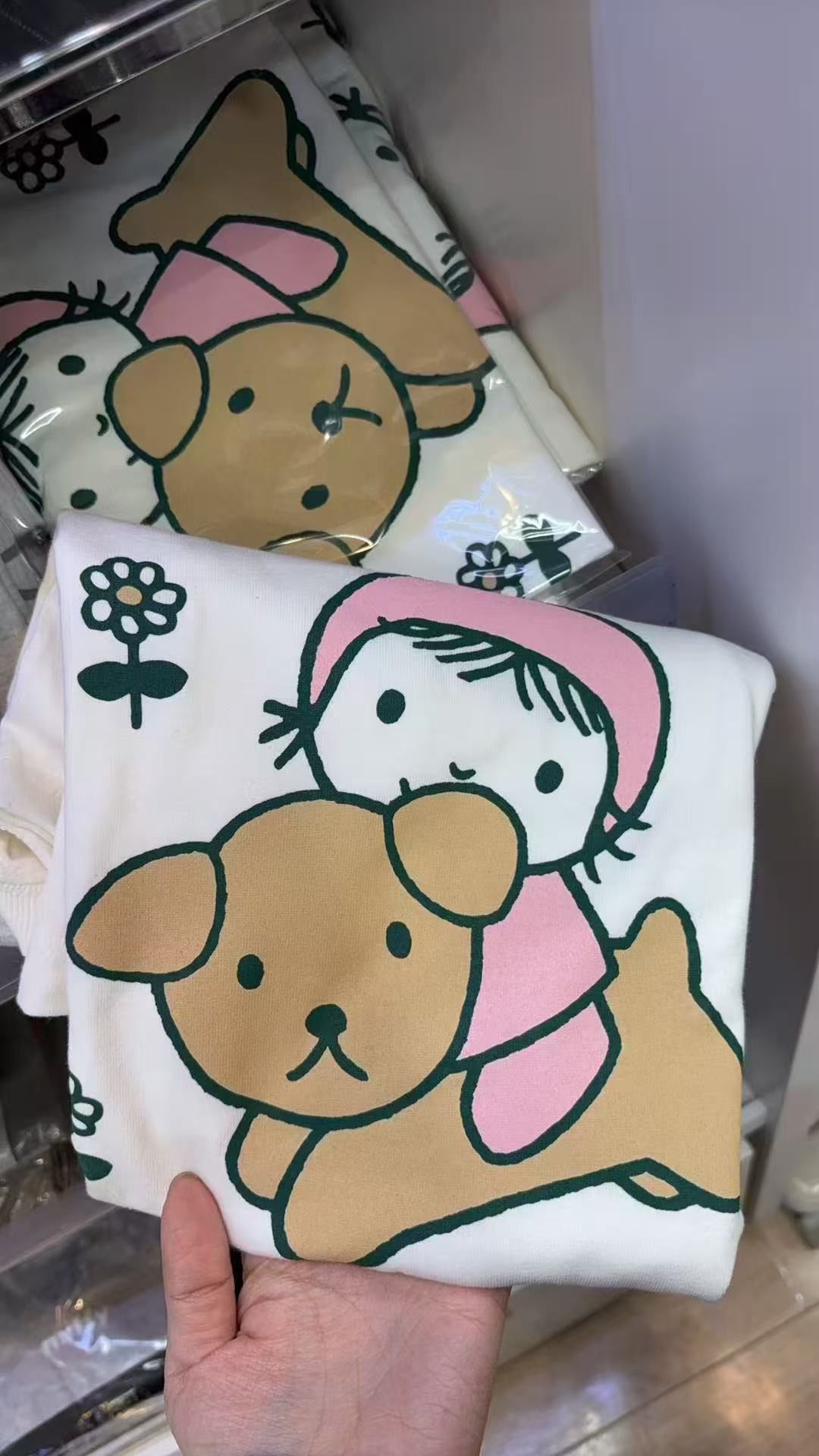 0404 48汇 米菲白色骑着鲍里斯米菲 半袖  均码