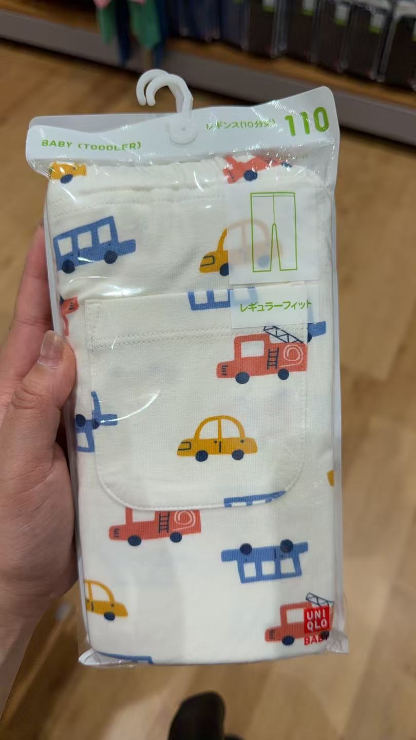 0409 优衣库白色小汽车 110码数 