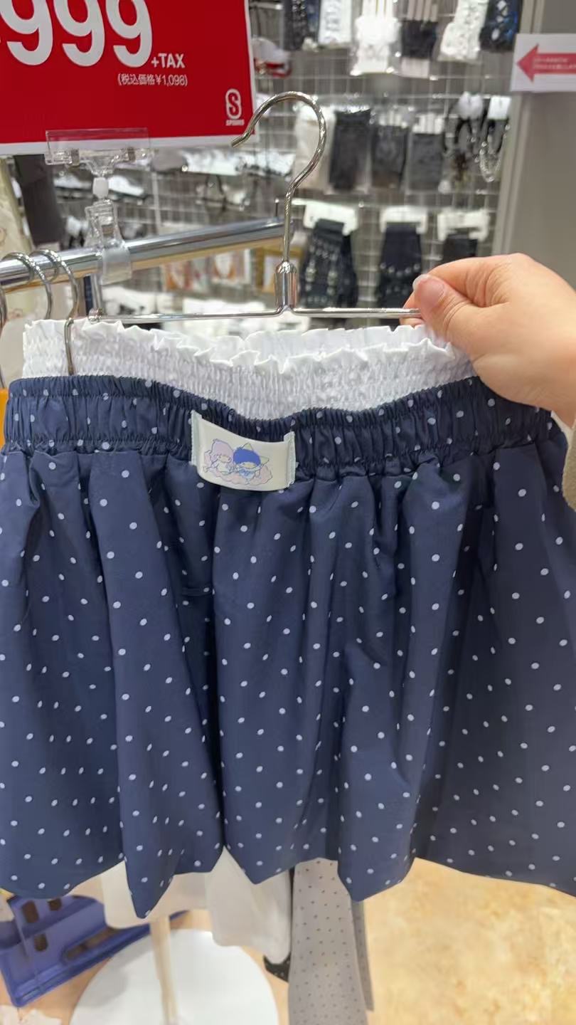 0412  三丽鸥双子星联名波点裙裤（短裤）