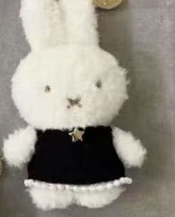 0513 52汇 米菲黑色连衣裙 毛绒挂件