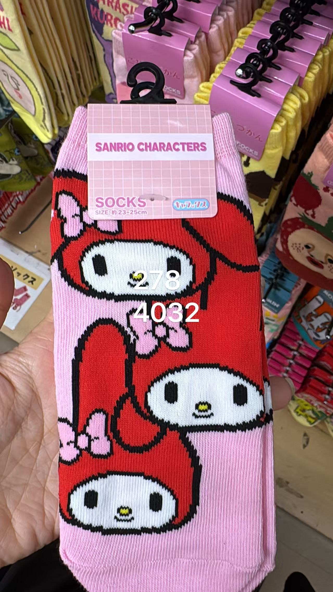 0521 折扣店 Sanrio 美乐蒂（My Melody）主题短袜