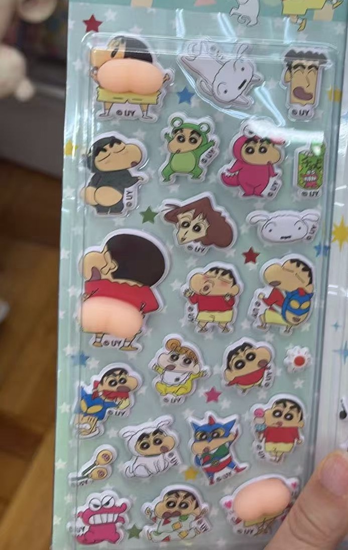 0527 折扣店 蜡笔小新 绿色底子 立体贴纸
