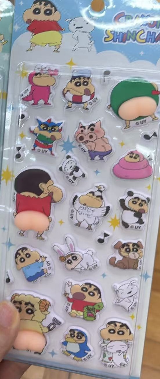0527 折扣店 蜡笔小新 蓝色贴纸 立体