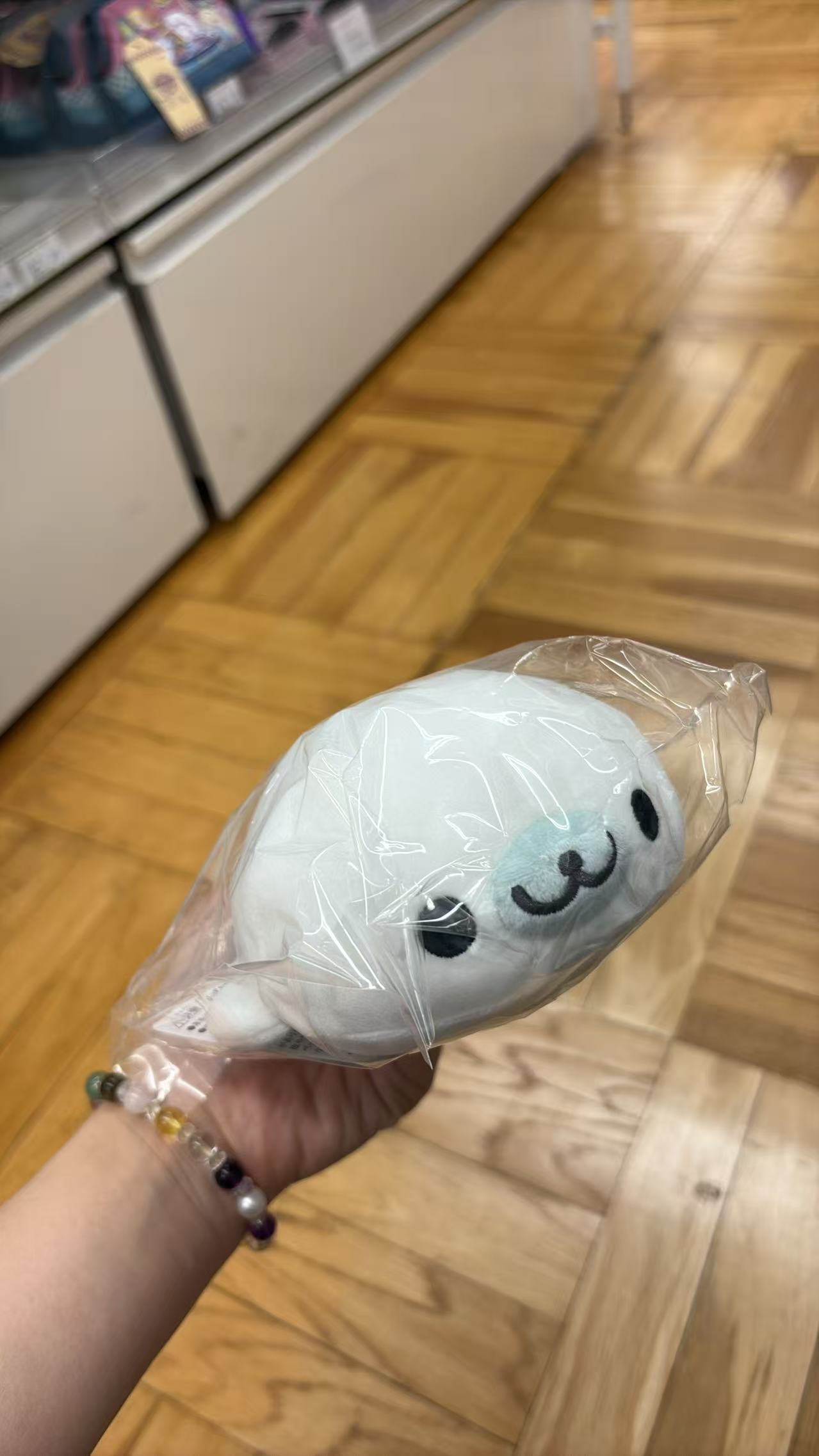0529 折扣店 豆芝麻海豹毛绒玩偶