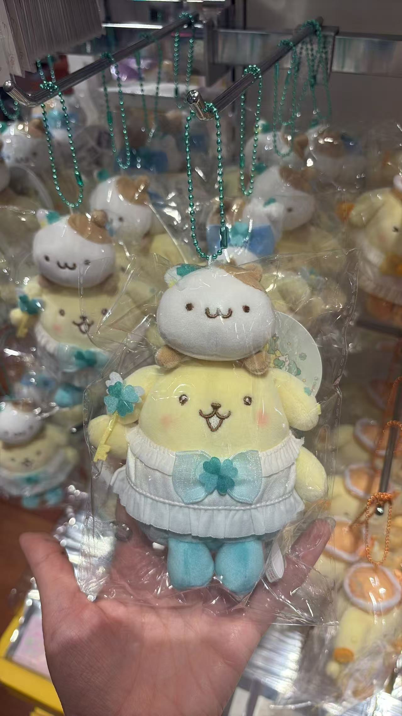 5汇0605 三丽鸥 布丁狗头上玛芬毛绒挂件