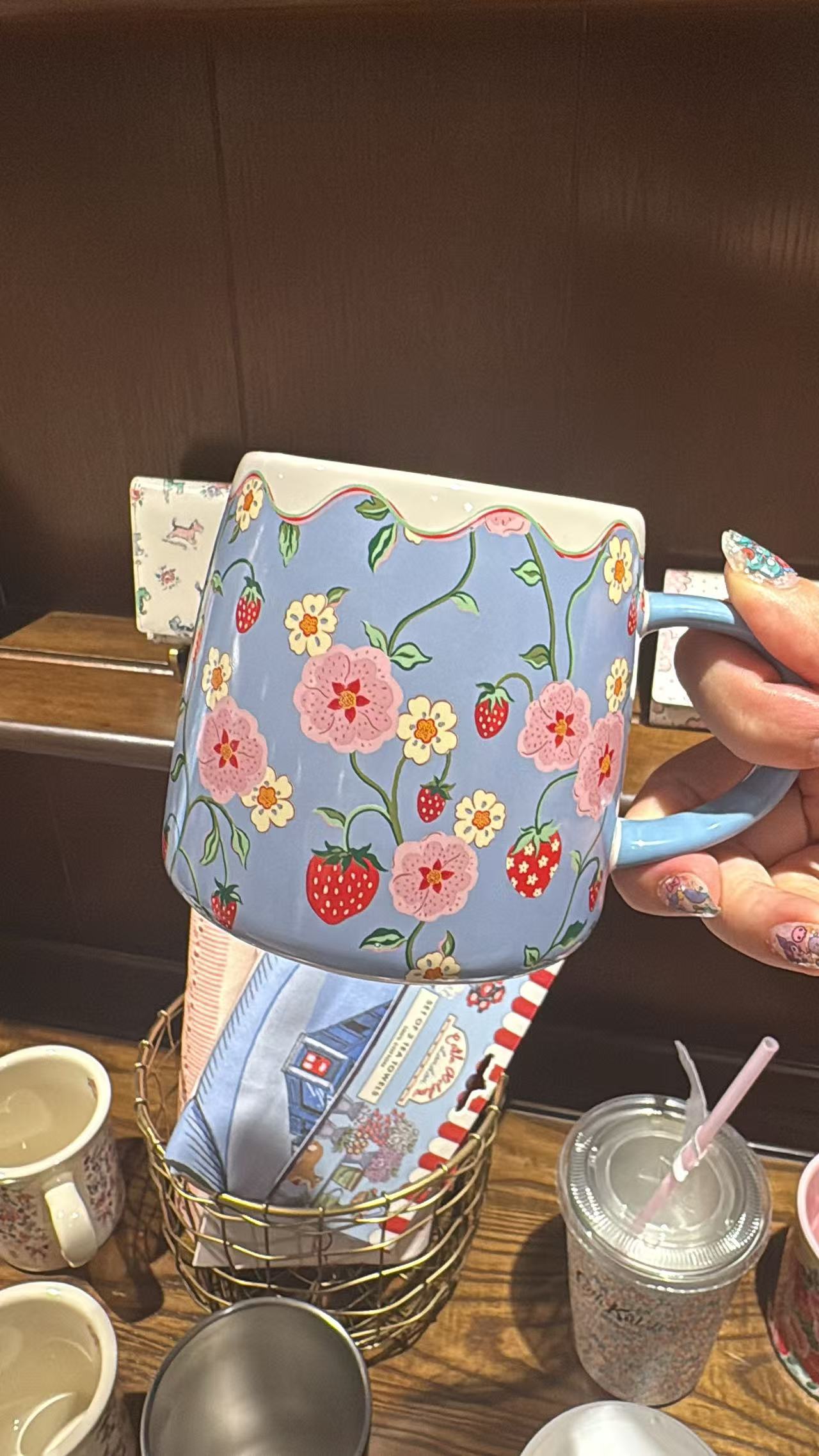 48汇0606  Cath Kidston Hello Kitty联名系列陶瓷水杯