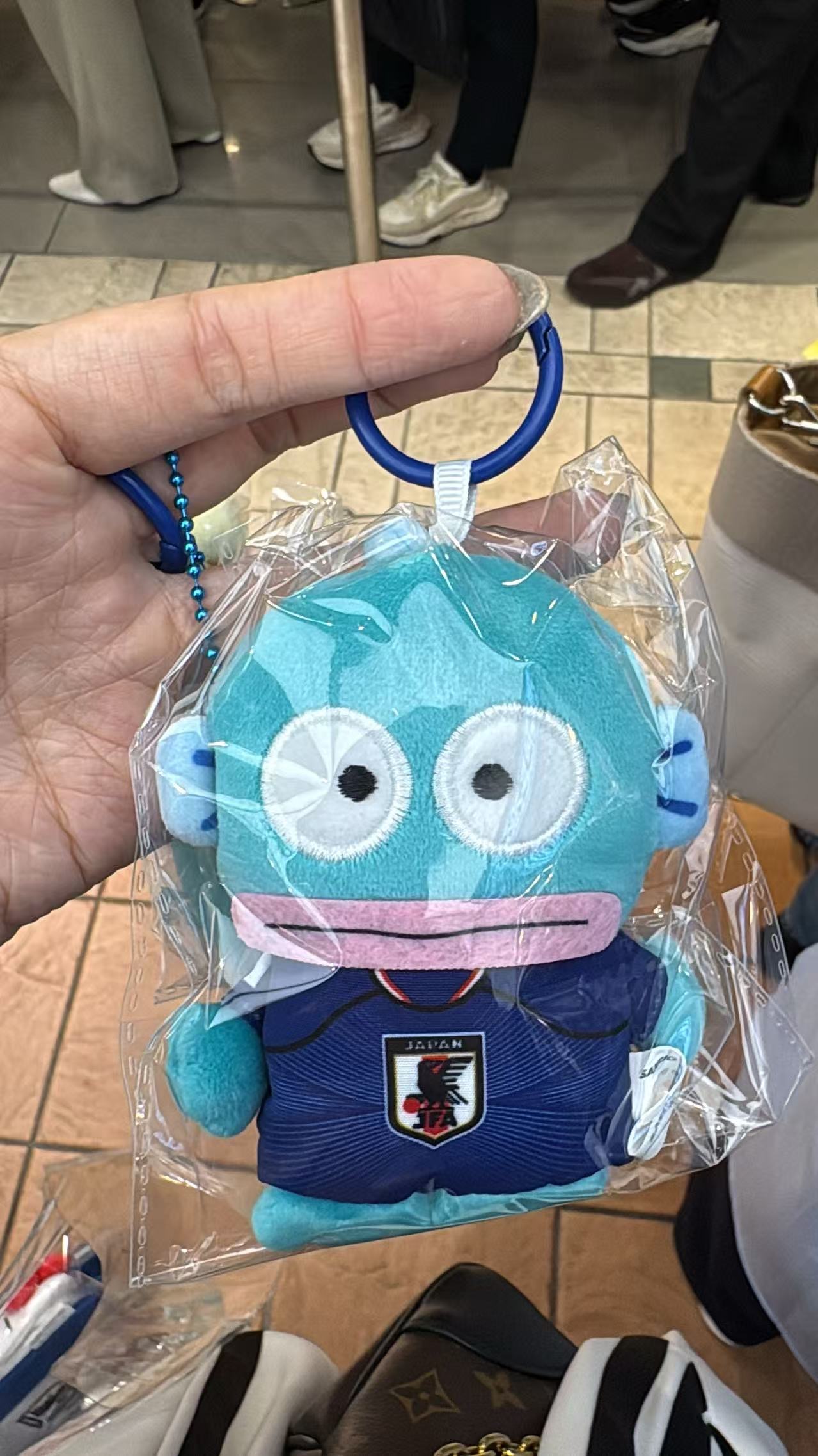 0612 5汇 三丽欧丑鱼世界杯造型 毛绒挂件小号