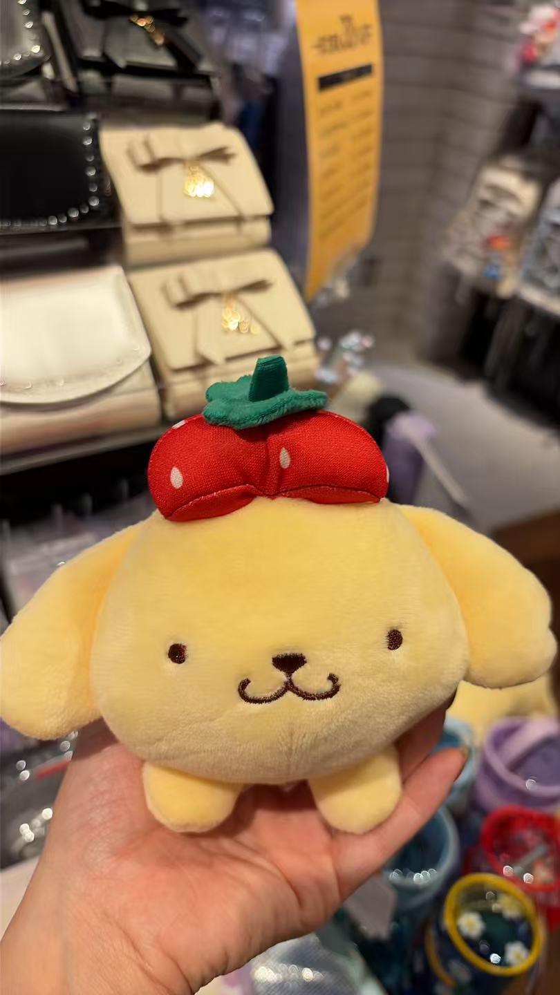 0616 三丽欧布丁狗草莓帽子身子 毛绒笔袋