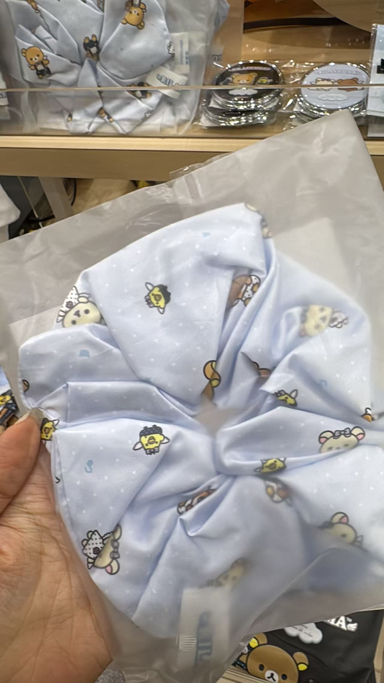 0620 5汇 轻松熊波点系列浅色发圈