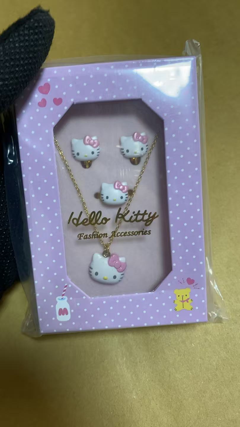 0627三丽鸥 耳钉 戒指 项链 套装