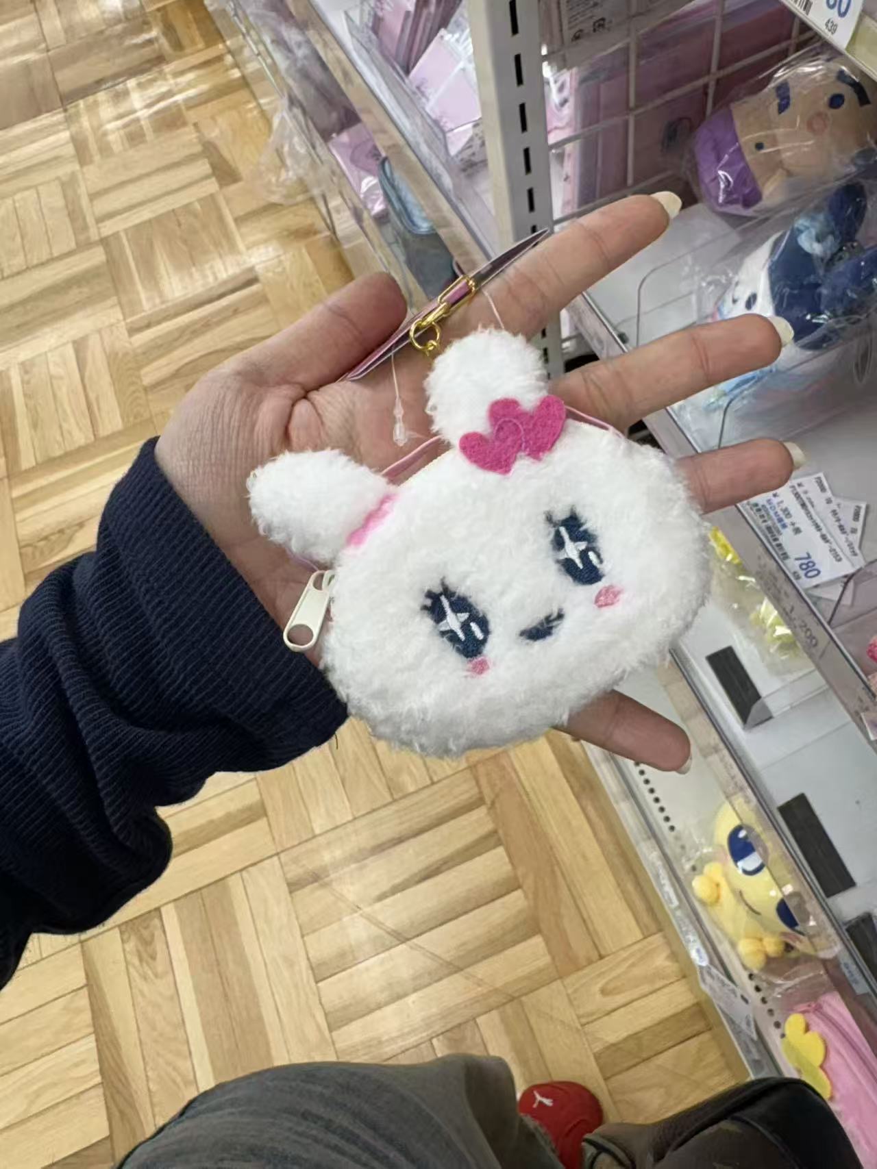 0622 折扣店 拓麻歌子毛绒收纳袋