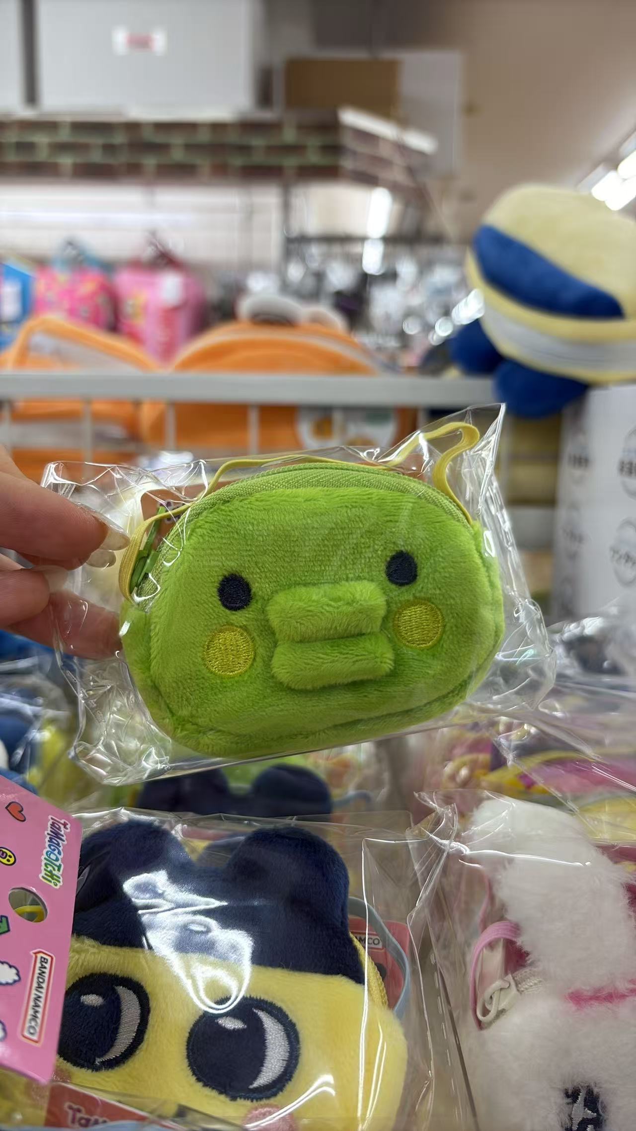 0622 折扣店 拓麻歌子毛绒耳机包