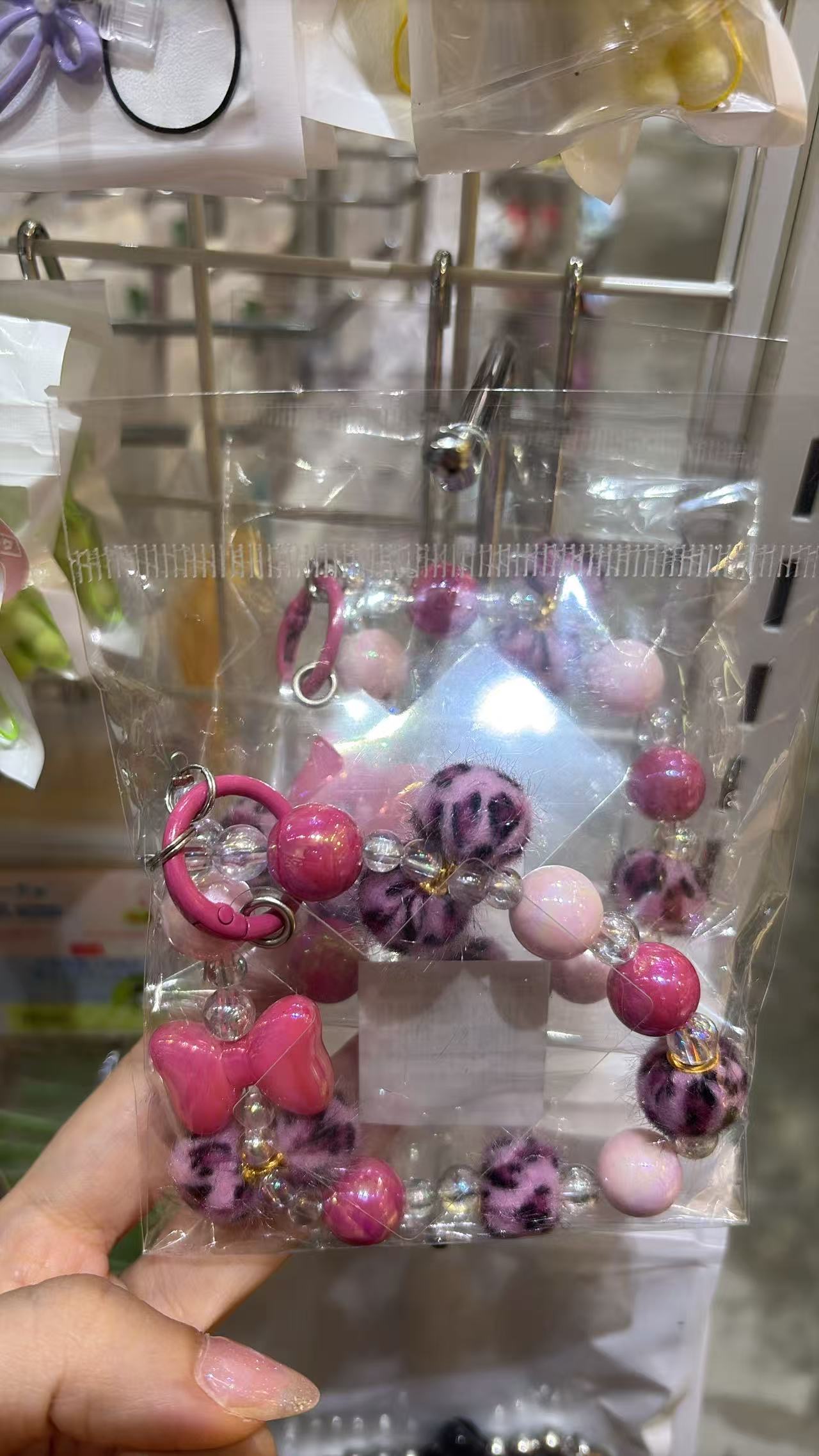 0727 玫粉豹纹蝴蝶结串珠挂链