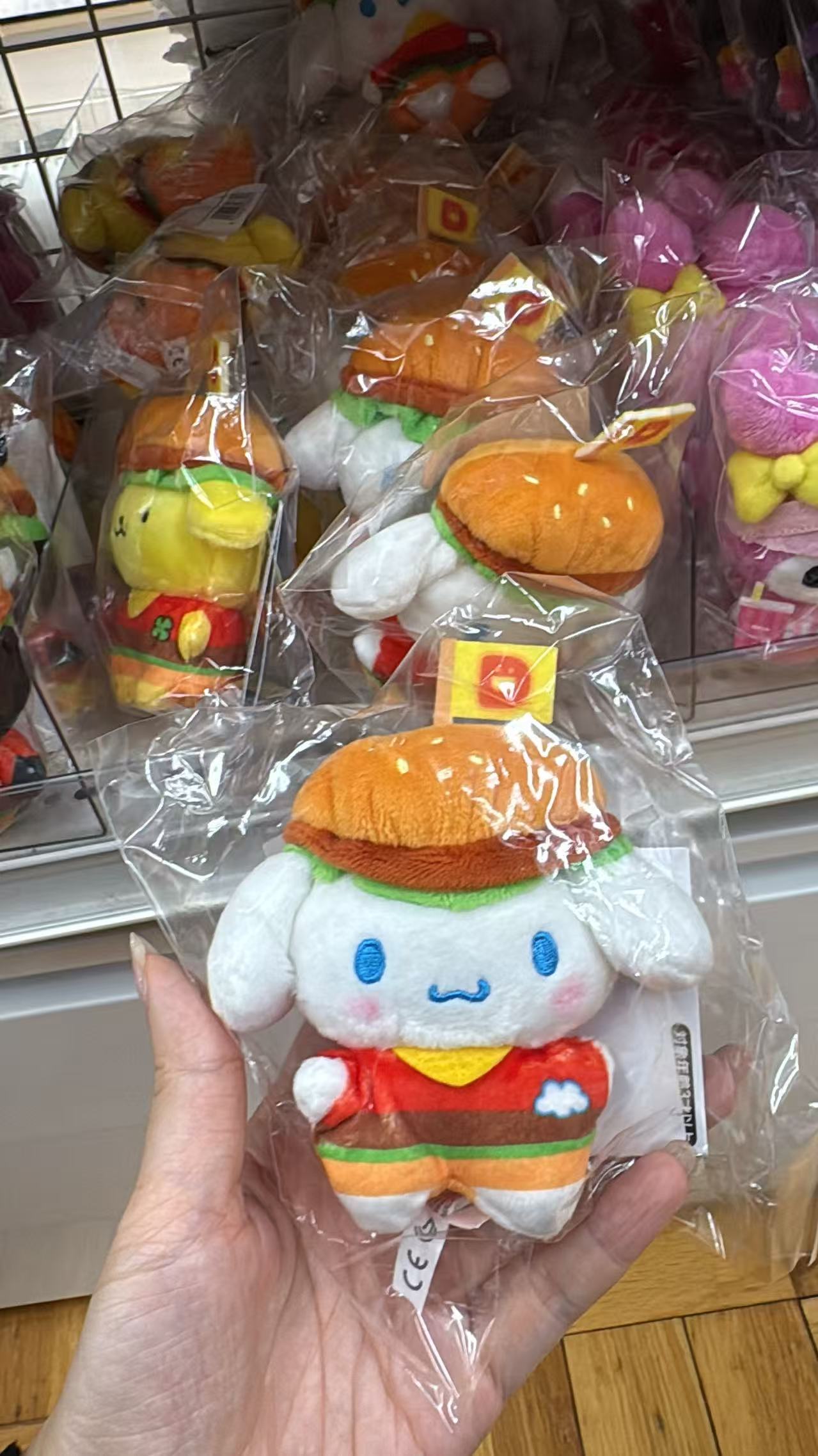 0813 折扣店 三丽欧 毛绒玩偶 玉桂狗