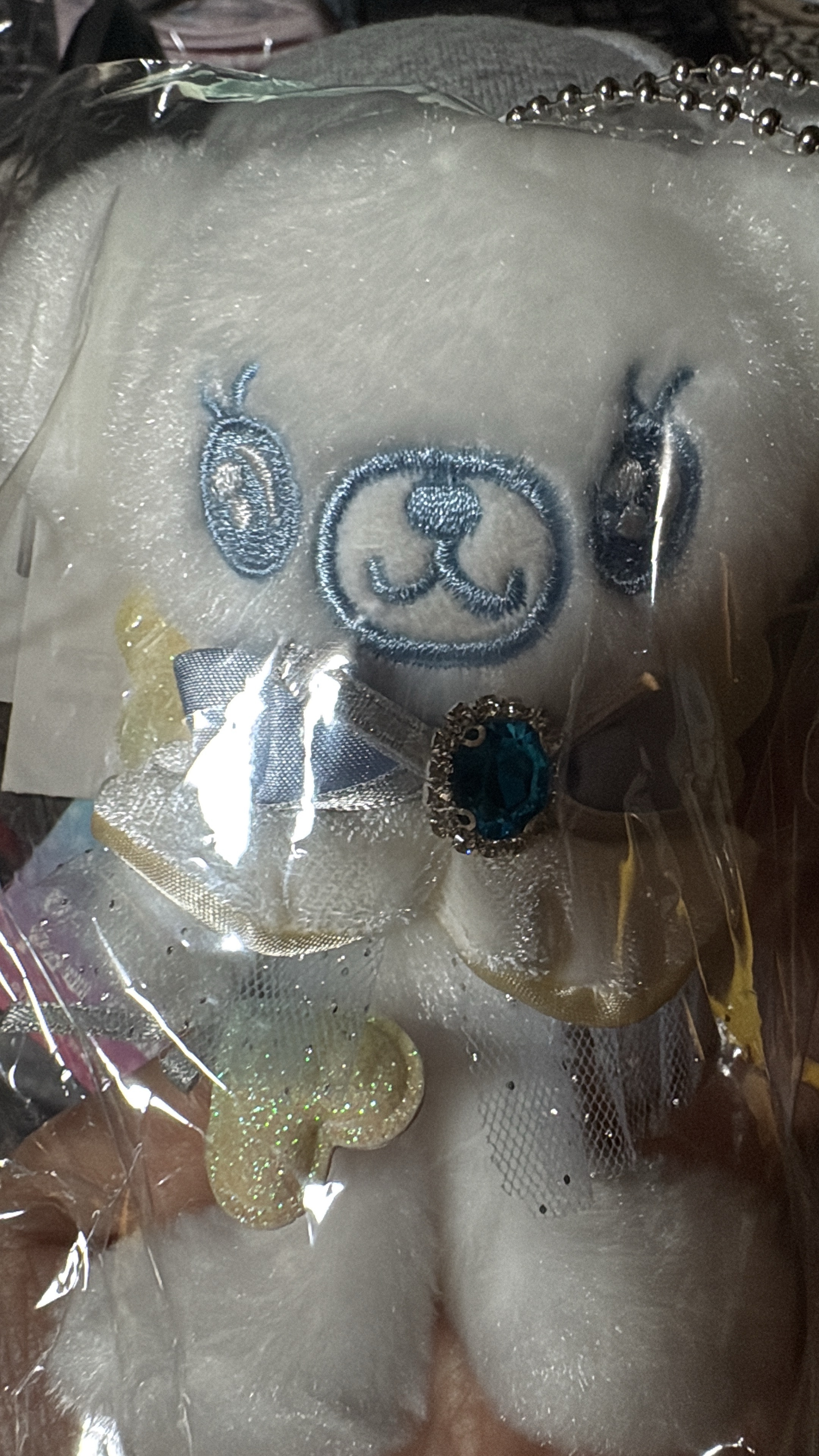 钢琴女孩 白色小熊挂件