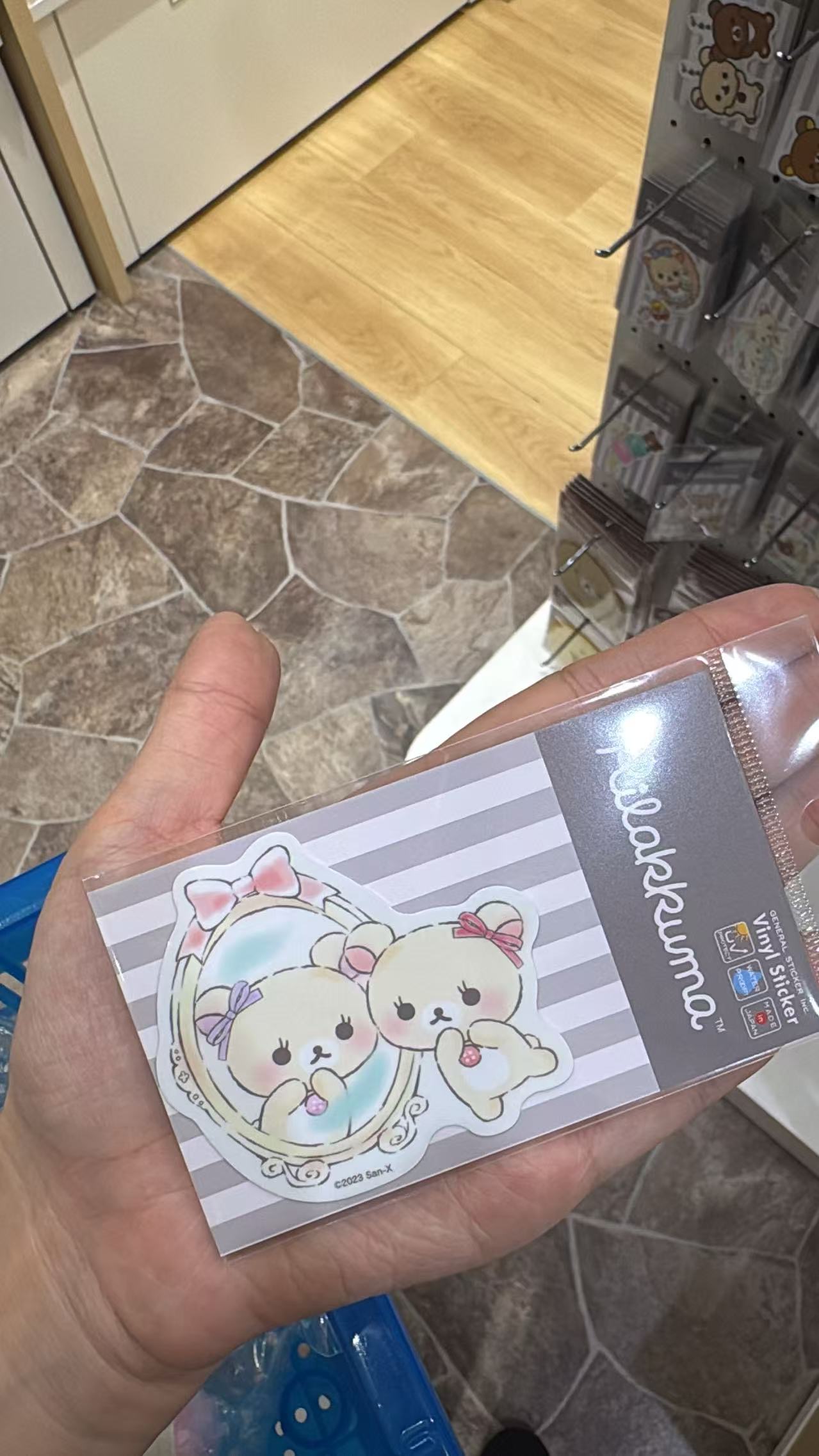 0830 轻松熊 防水防污贴纸 妹妹照镜子 