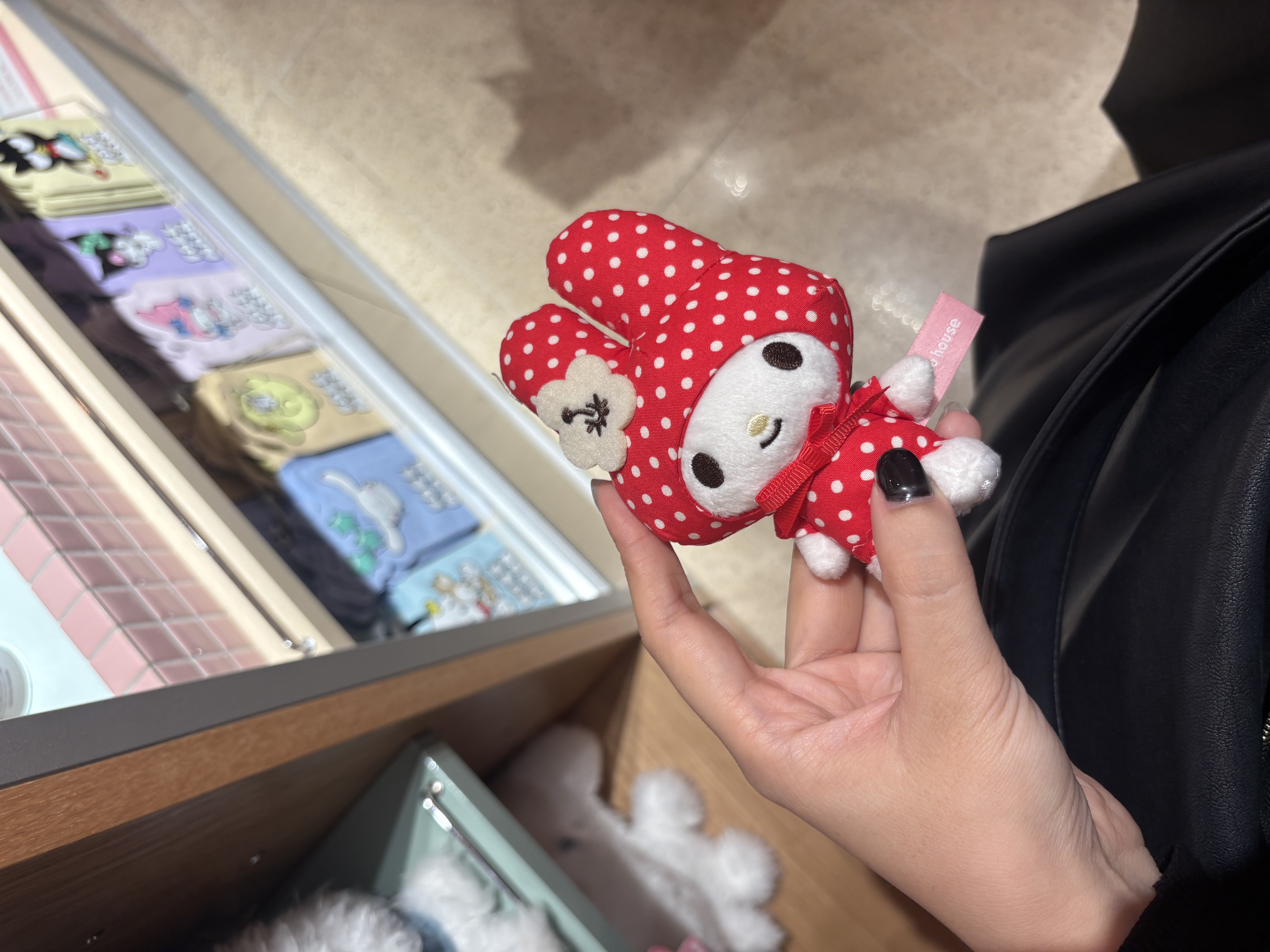 0905 48汇 三丽鸥 红色美乐蒂毛绒挂件