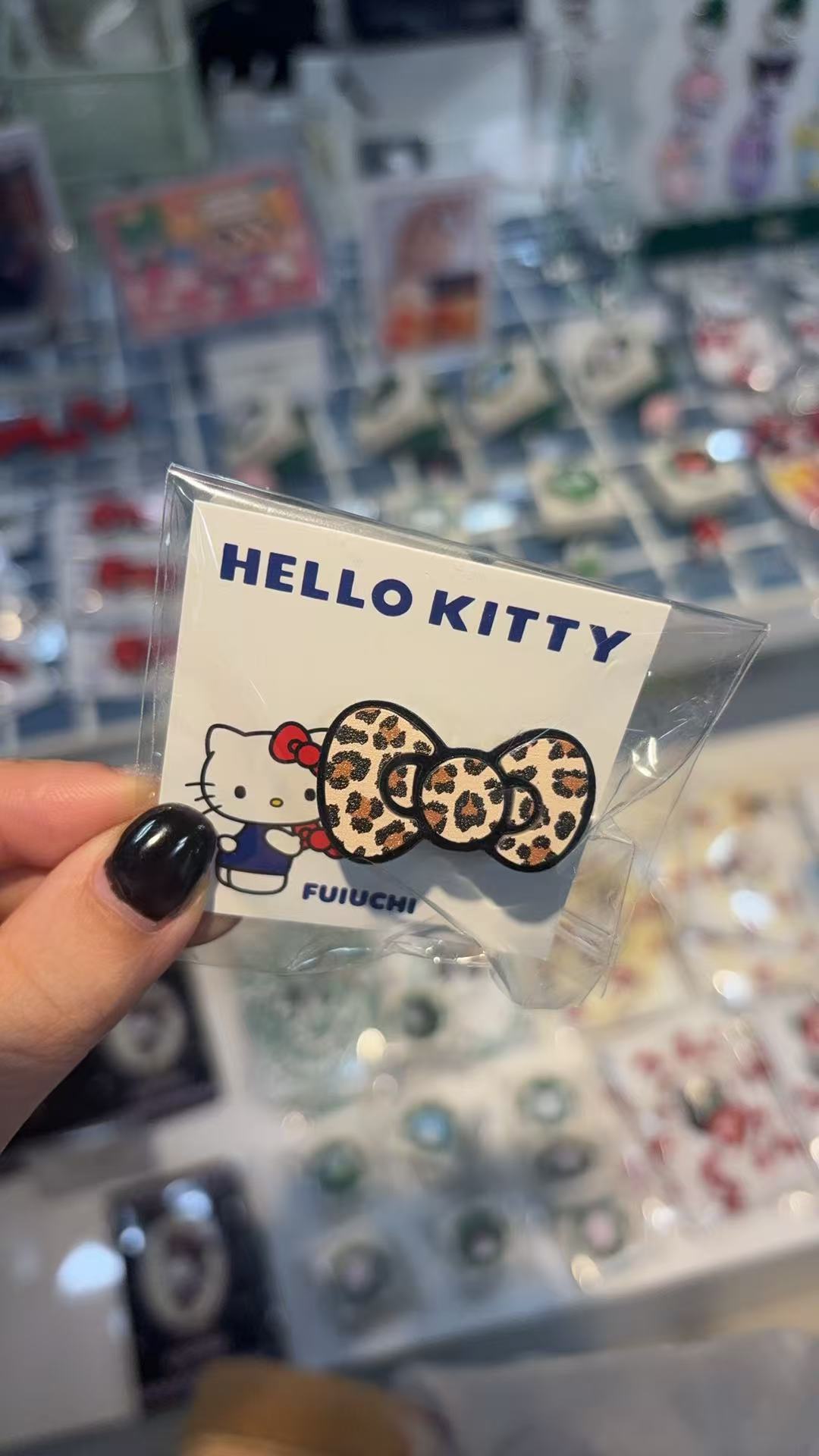 0910 48汇 三丽鸥 Hello Kitty 豹纹蝴蝶结戒指