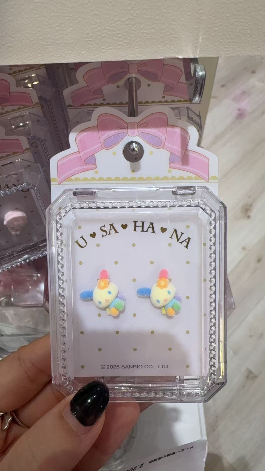 0923 折扣店 提前预热 三丽欧 植绒耳钉 花小兔