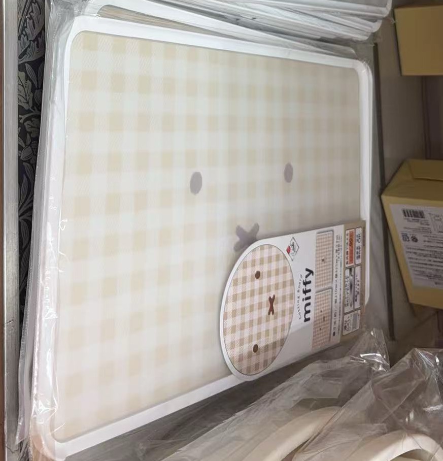 1015 折扣店 米菲 棕色格子 菜板