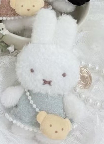 1022 48汇 米菲MIIA联名蓝色裙子毛绒挂件